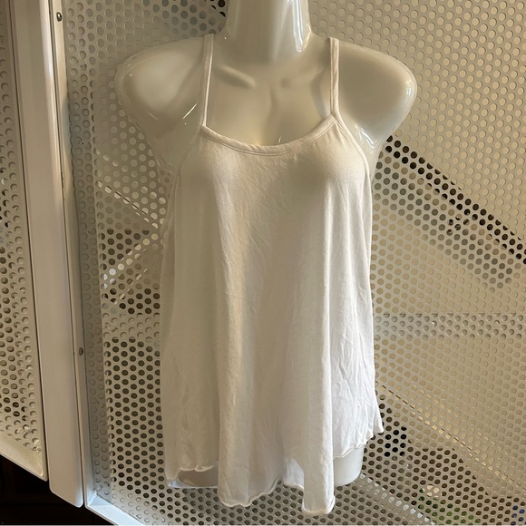 Chaser Bundle of Two Tank Tops Size Medium One Black One White NWT - Picture 12 of 14